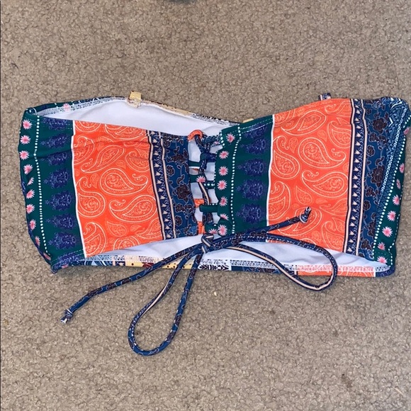 Bikini with straps!! - Picture 2 of 4